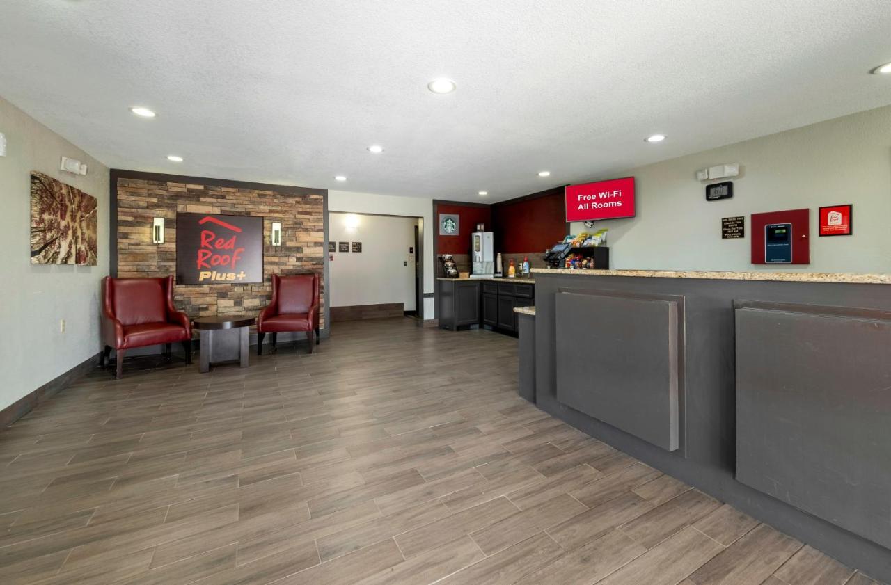 Red Roof Inn Plus+ Huntsville Exterior photo