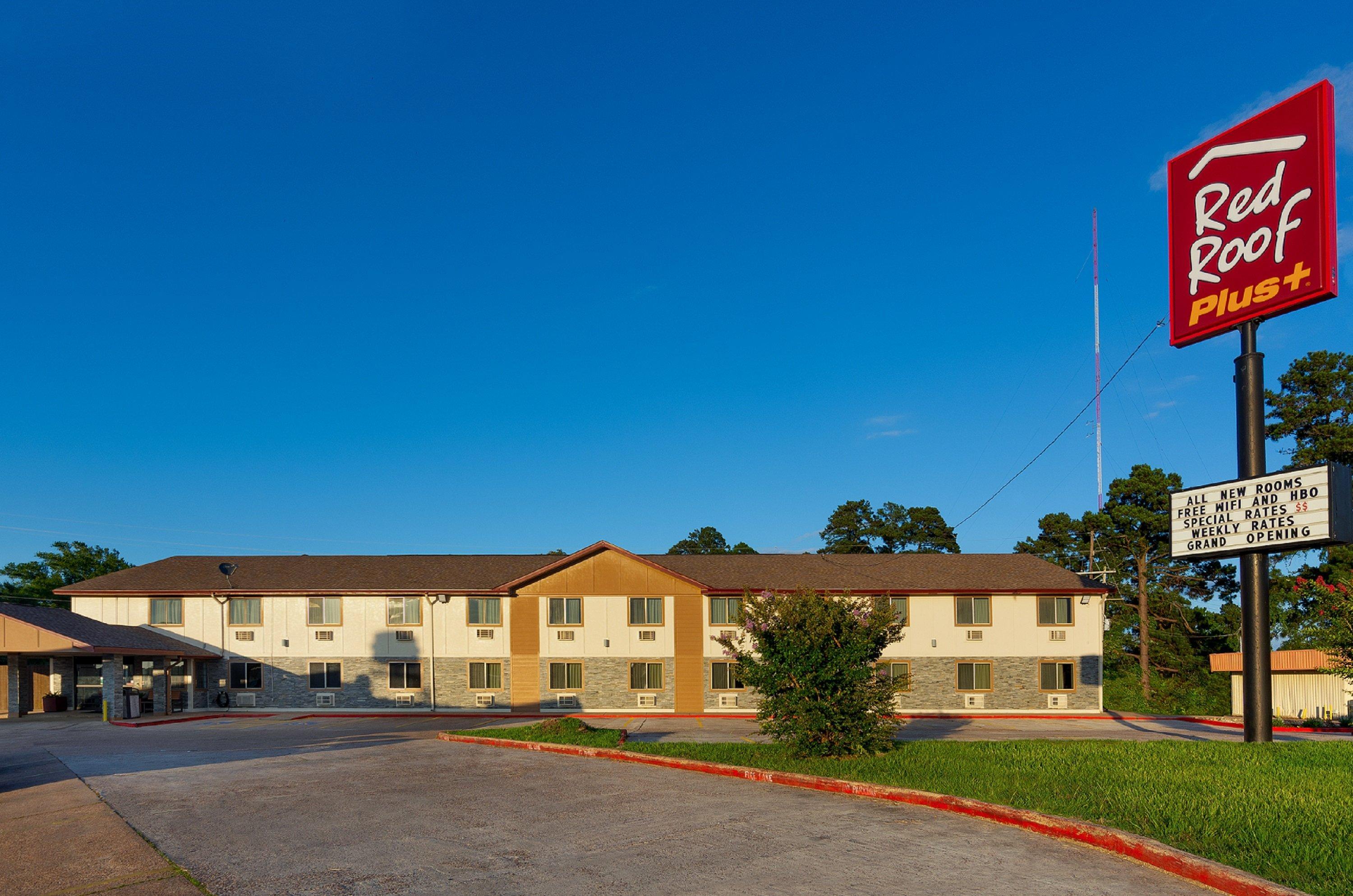Red Roof Inn Plus+ Huntsville Exterior photo